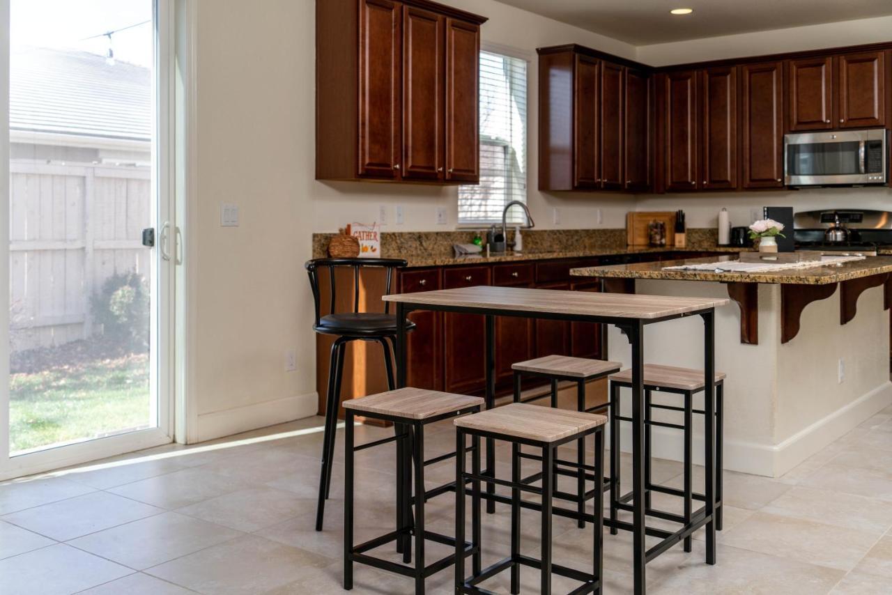 Dream Family Home In South Reno 4 Bed 30 Min To Lake Tahoe Exterior photo